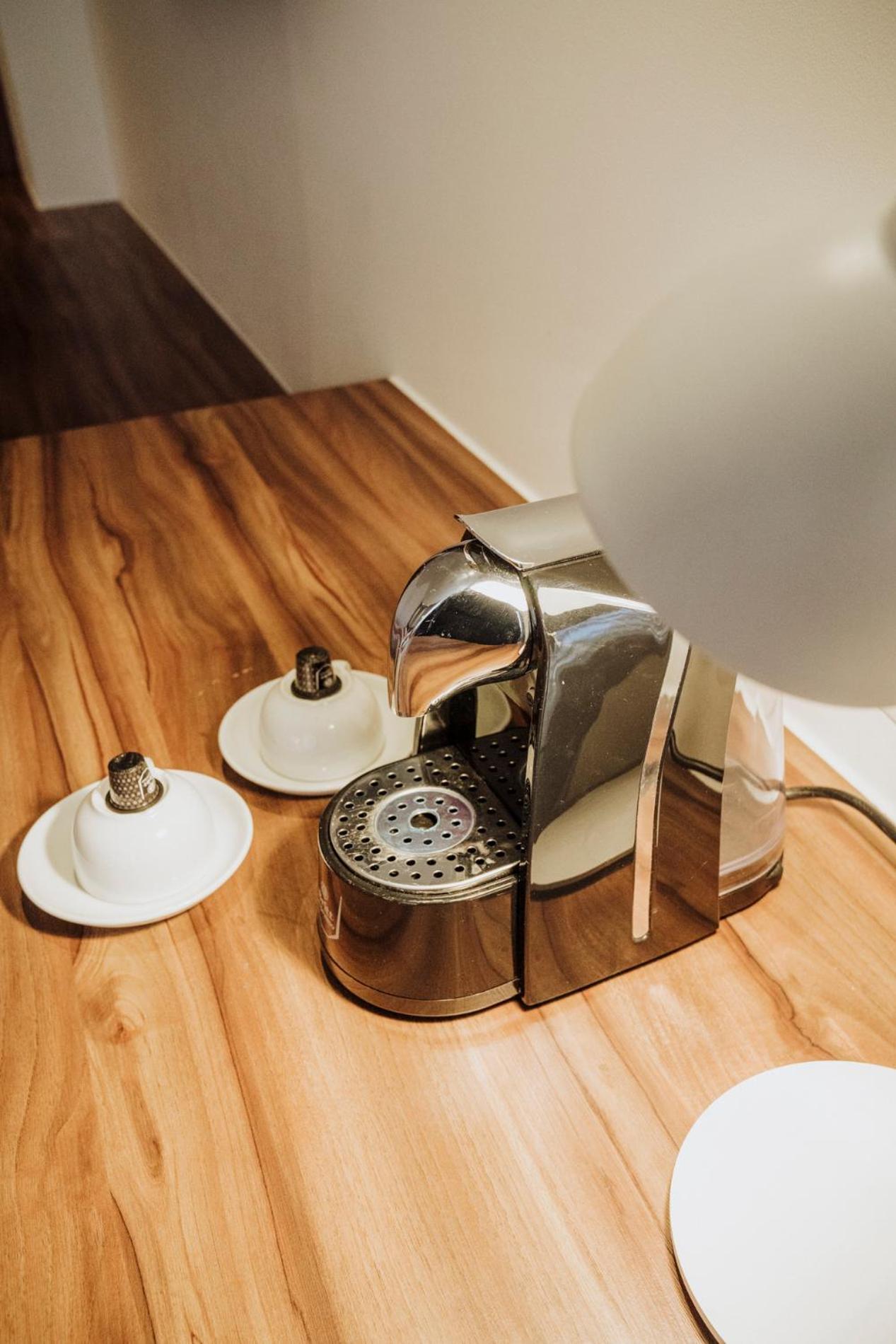 Novotel Medellin El Tesoro エクステリア 写真 A Nespresso coffee machine