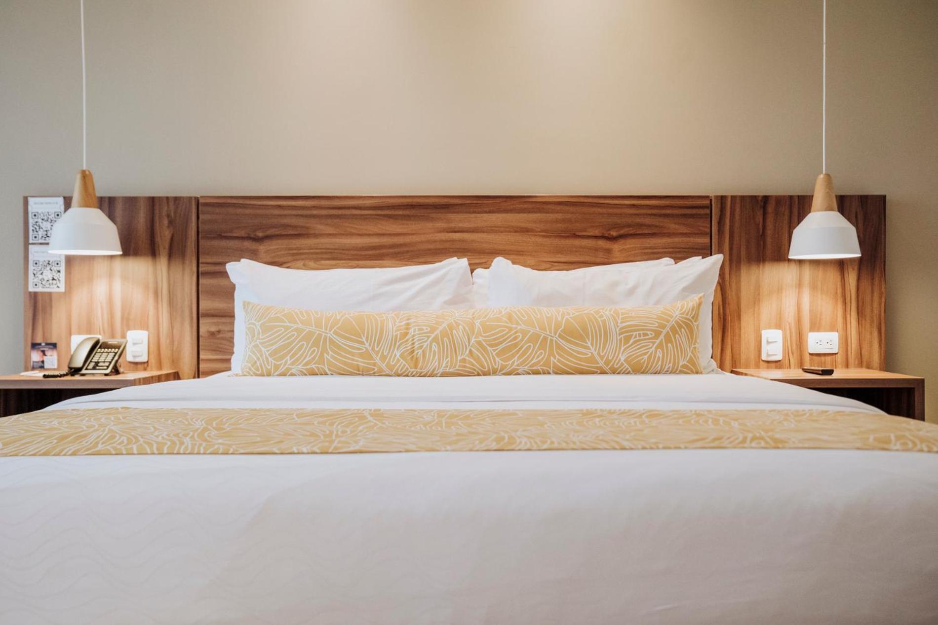 Novotel Medellin El Tesoro エクステリア 写真 A bed